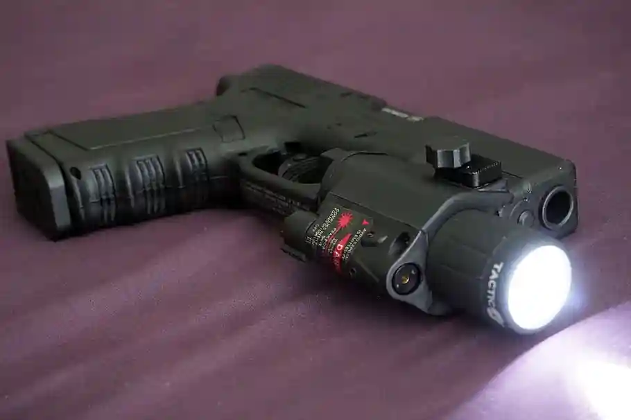Pistol Light - handgun gear